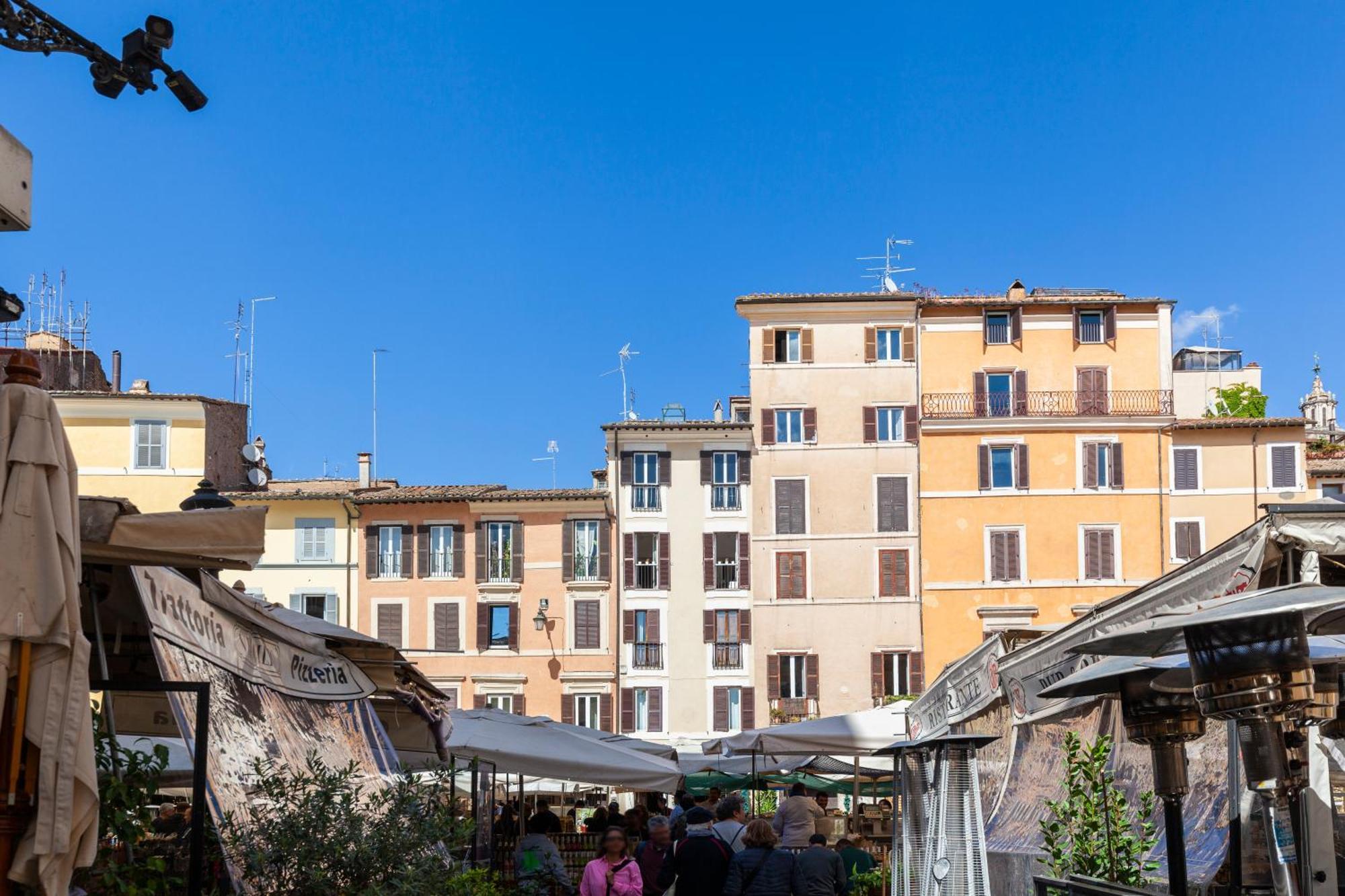 Campo Dei Fiori Holiday Home 로마 외부 사진